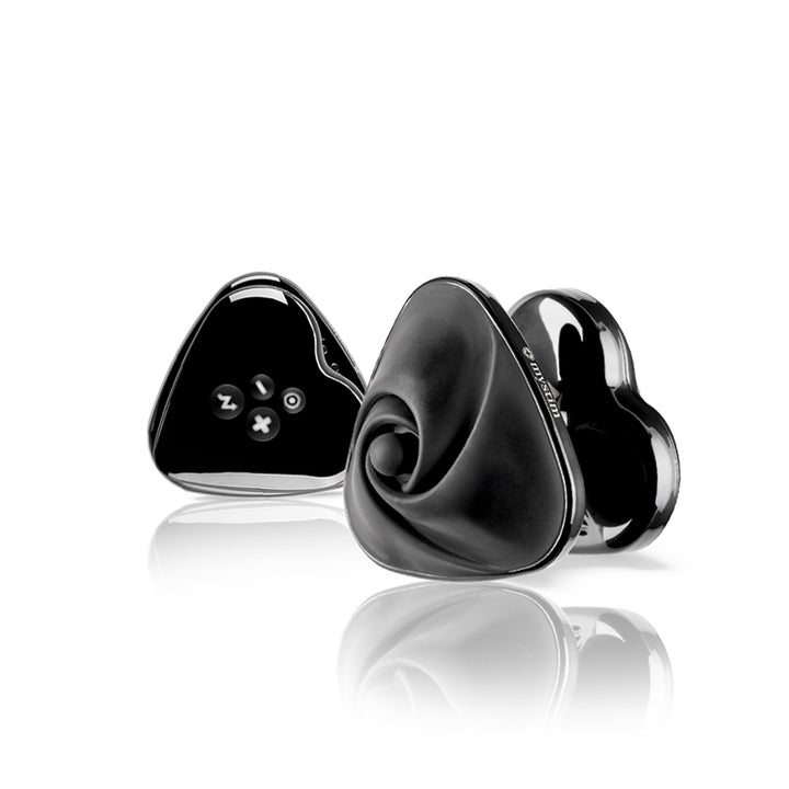 Mystim Heart’s Desire – Black Auflegevibrator mit E-Stim Rosenform (Herzform) Front und Rückansicht