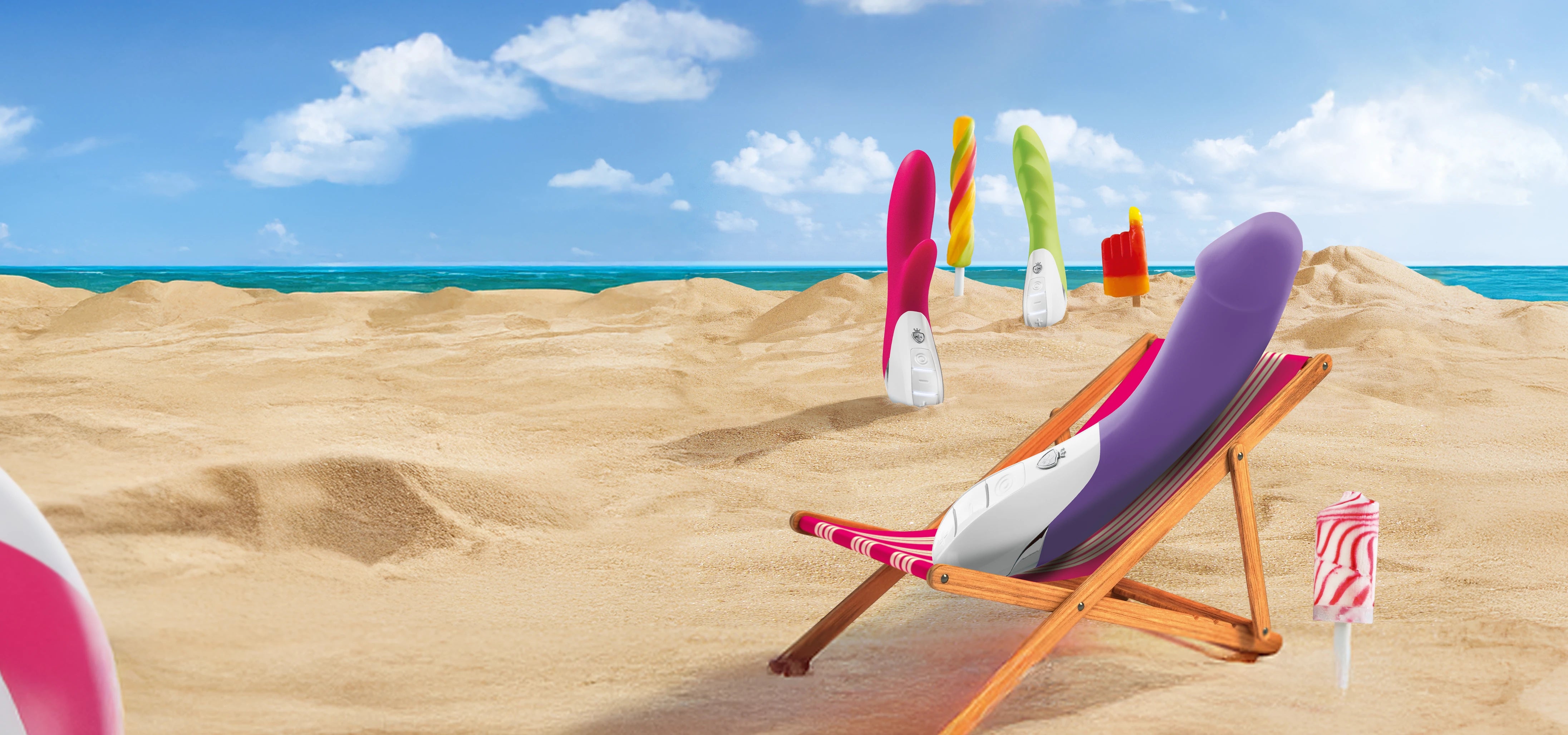 Promo Mystim Vitamins Vibratoren bunt am Strand in Urlaubssetting mit Eiscreme und Meer im Hintergrund